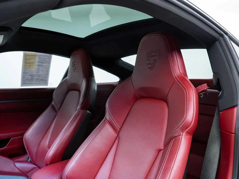 2020 Porsche 992 Carrera 4S - Image 24 of 27