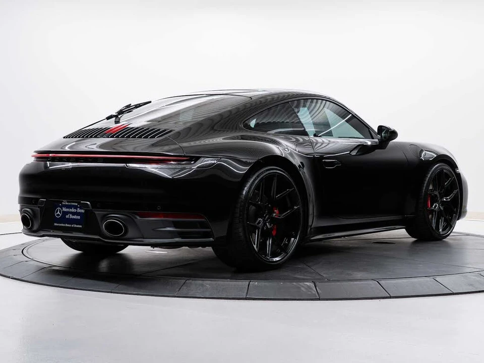 2020 Porsche 992 Carrera 4S - Image 8 of 27