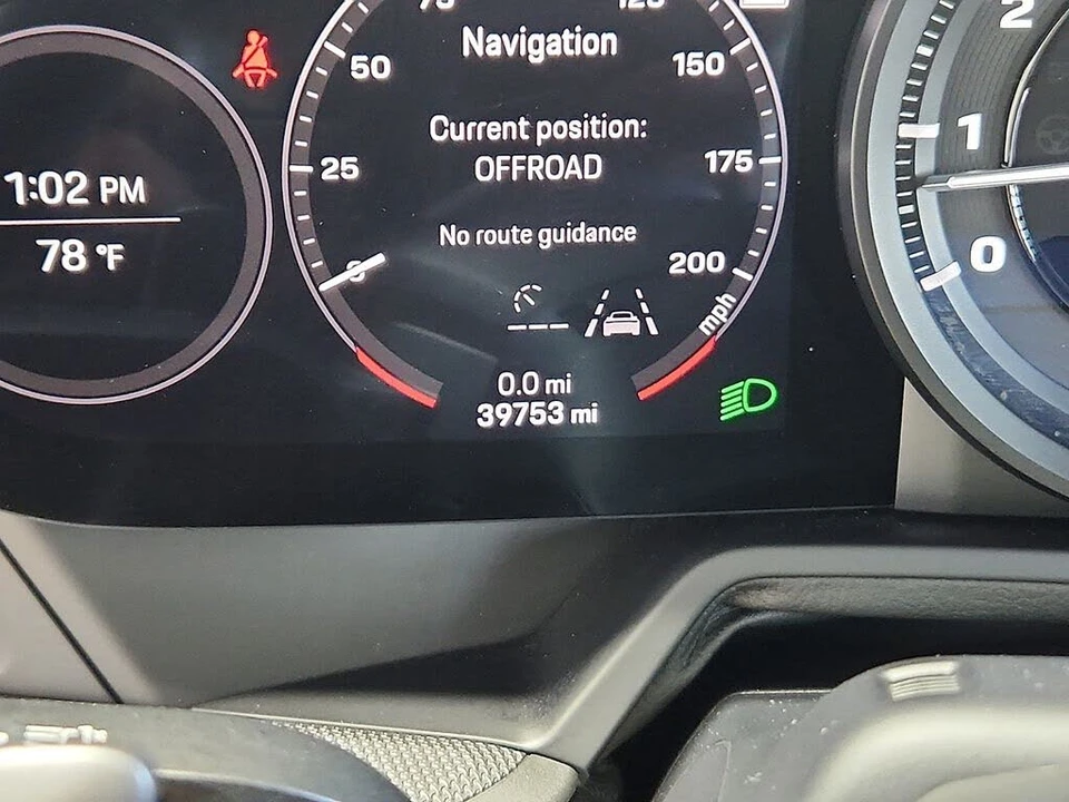 2020 Porsche 992 Carrera 4S - Image 20 of 31