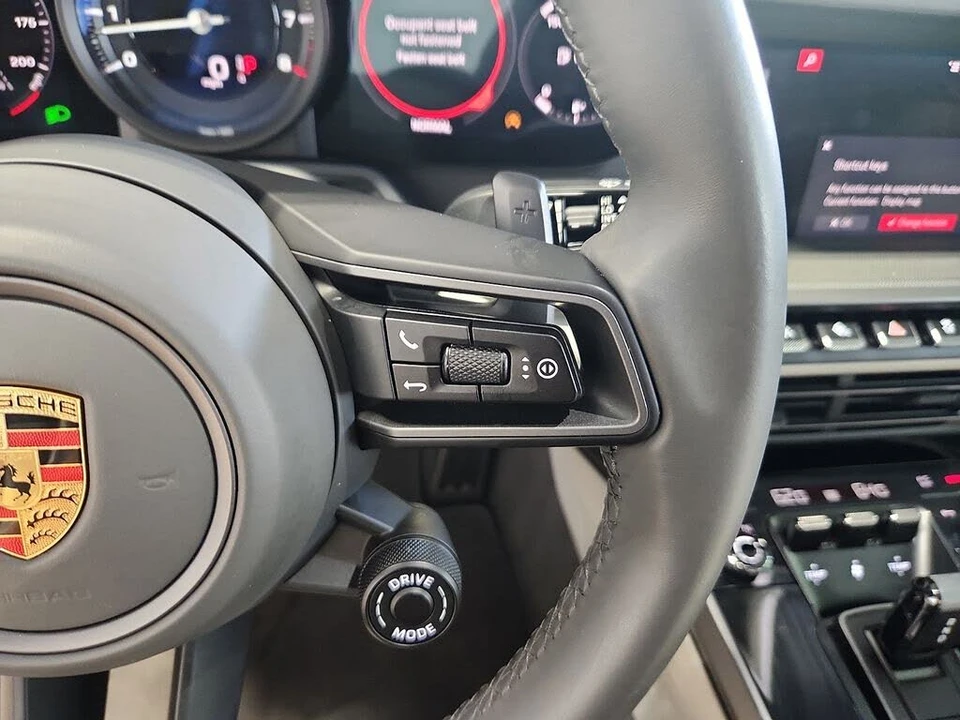 2020 Porsche 992 Carrera 4S - Image 22 of 31