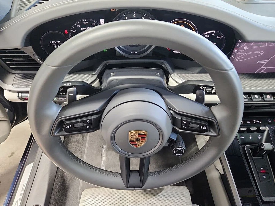 2020 Porsche 992 Carrera 4S - Image 19 of 31
