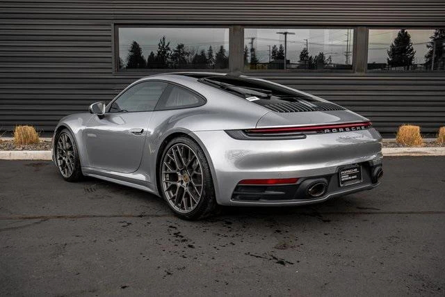 2020 Porsche 992 Carrera 4S - Image 8 of 31