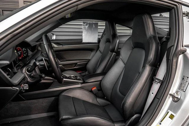 2020 Porsche 992 Carrera 4S - Image 14 of 31