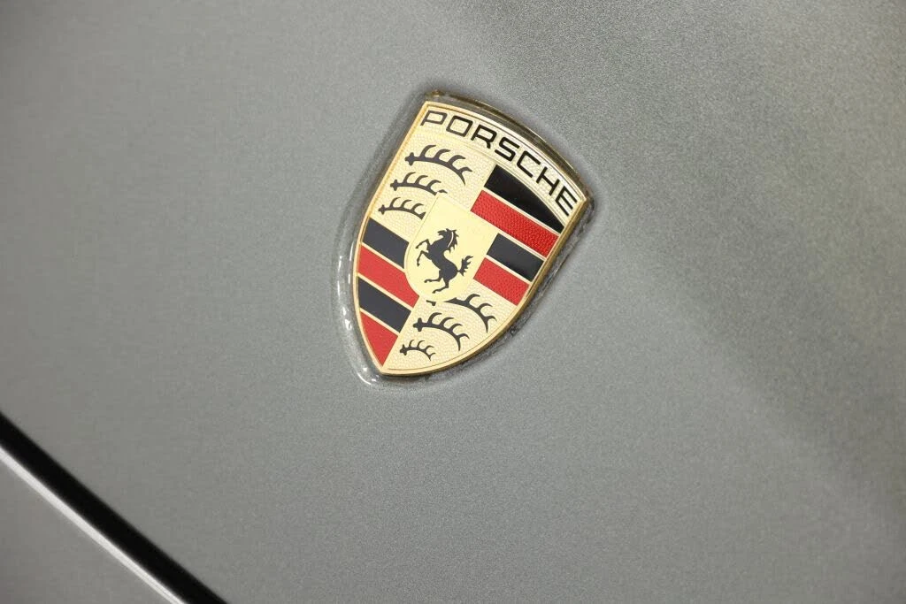 2020 Porsche 992 Carrera 4S - Image 8 of 31