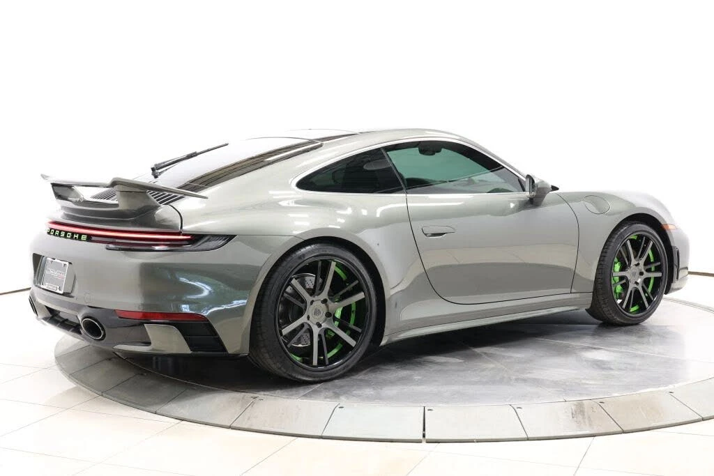 2020 Porsche 992 Carrera 4S - Image 5 of 31