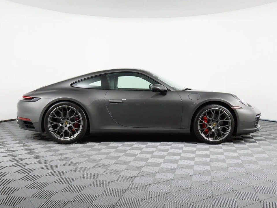 2020 Porsche 992 Carrera 4S - Image 8 of 27
