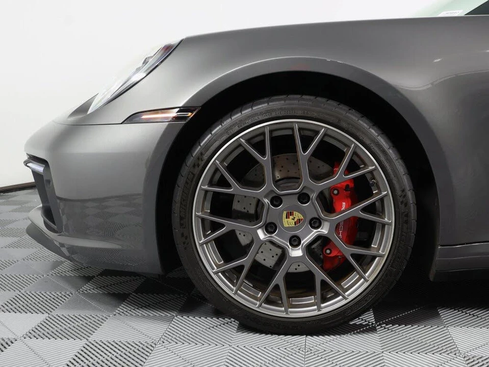 2020 Porsche 992 Carrera 4S - Image 12 of 27