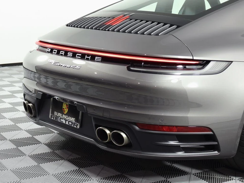 2020 Porsche 992 Carrera 4S - Image 11 of 27