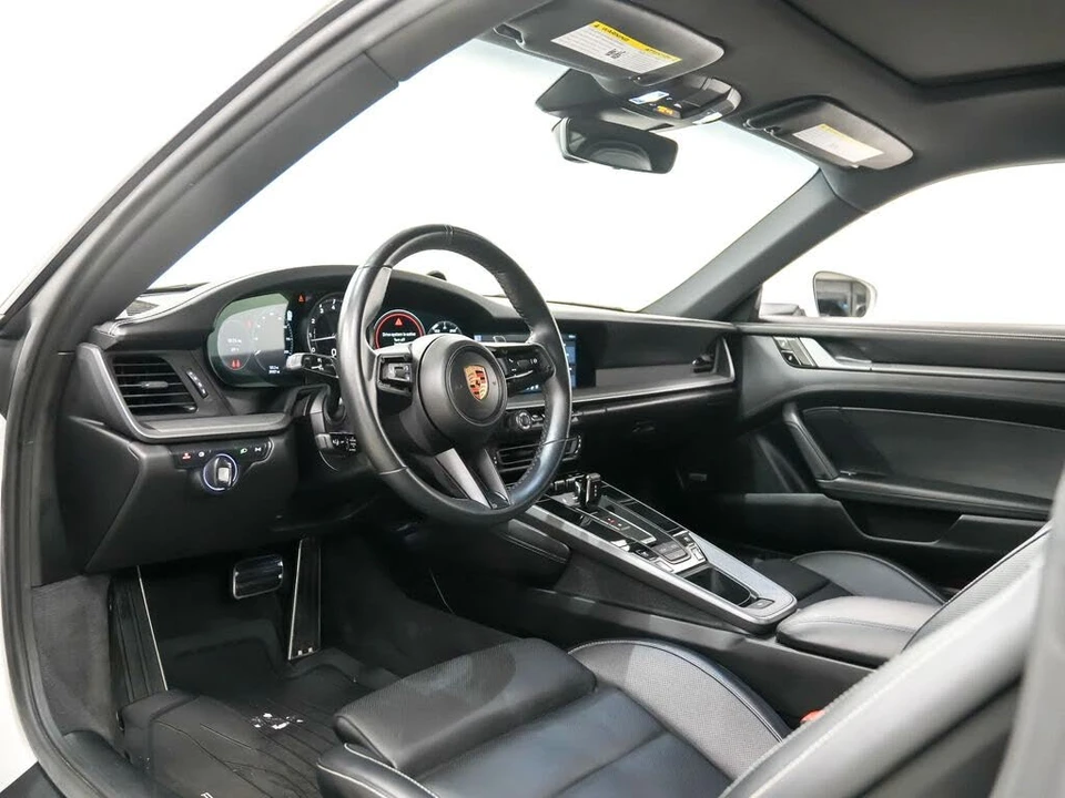 2020 Porsche 992 Carrera 4S - Image 4 of 31