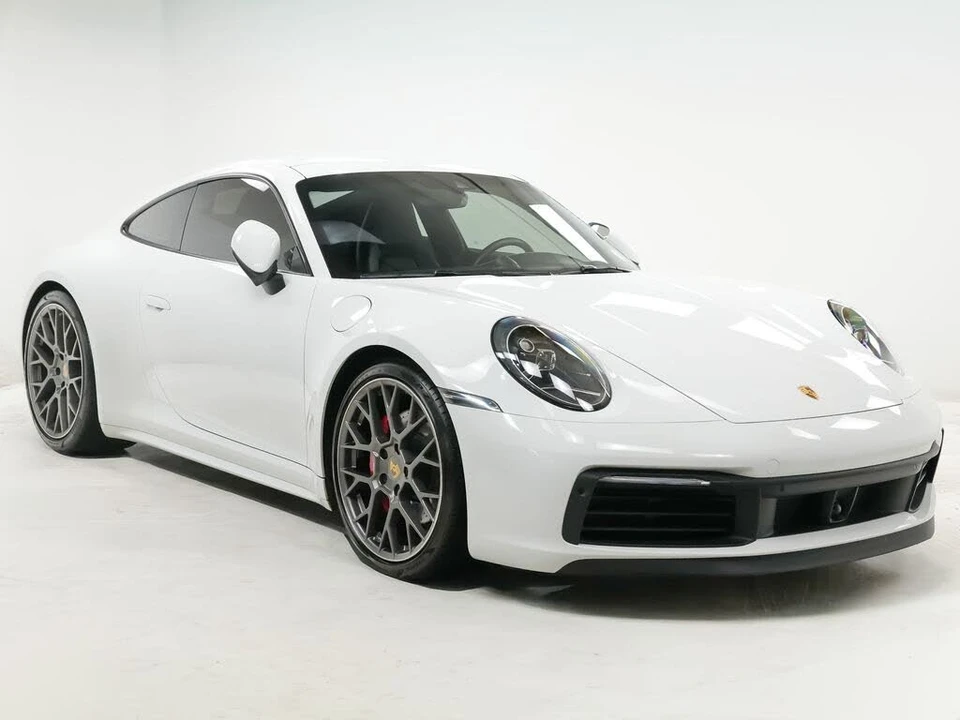 2020 Porsche 992 Carrera 4S - Image 8 of 31