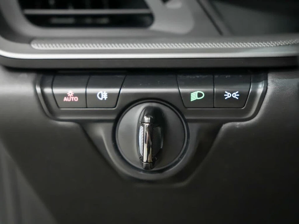 2020 Porsche 992 Carrera 4S - Image 22 of 31