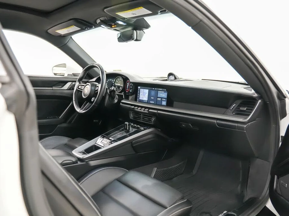 2020 Porsche 992 Carrera 4S - Image 14 of 31