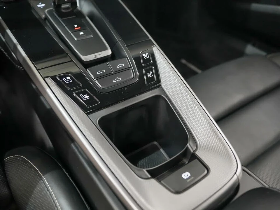 2020 Porsche 992 Carrera 4S - Image 31 of 31