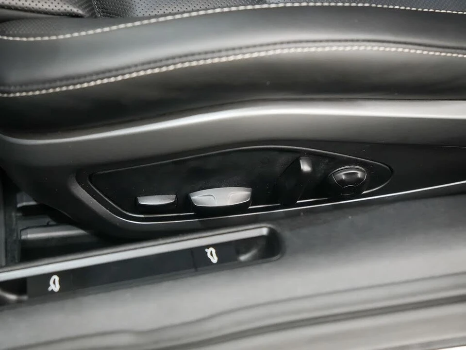 2020 Porsche 992 Carrera 4S - Image 21 of 31