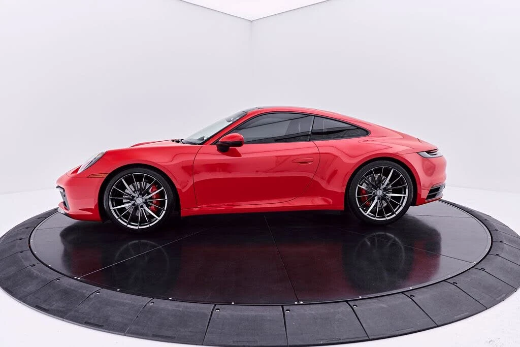 2020 Porsche 992 Carrera 4S - Image 12 of 31