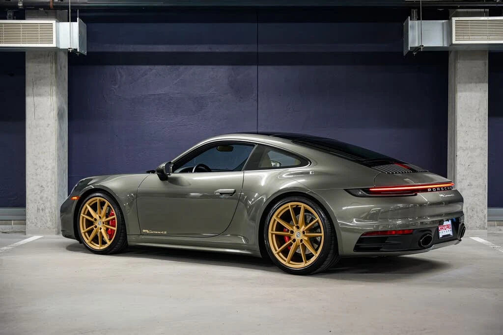 2020 Porsche 992 Carrera 4S - Image 9 of 31