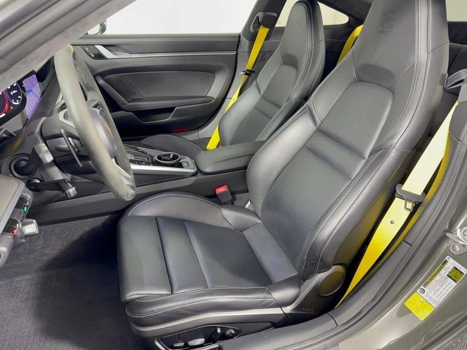 2020 Porsche 992 Carrera 4S - Image 5 of 31
