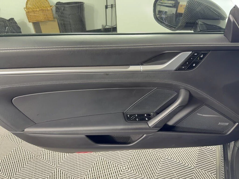 2020 Porsche 992 Carrera 4S - Image 14 of 31