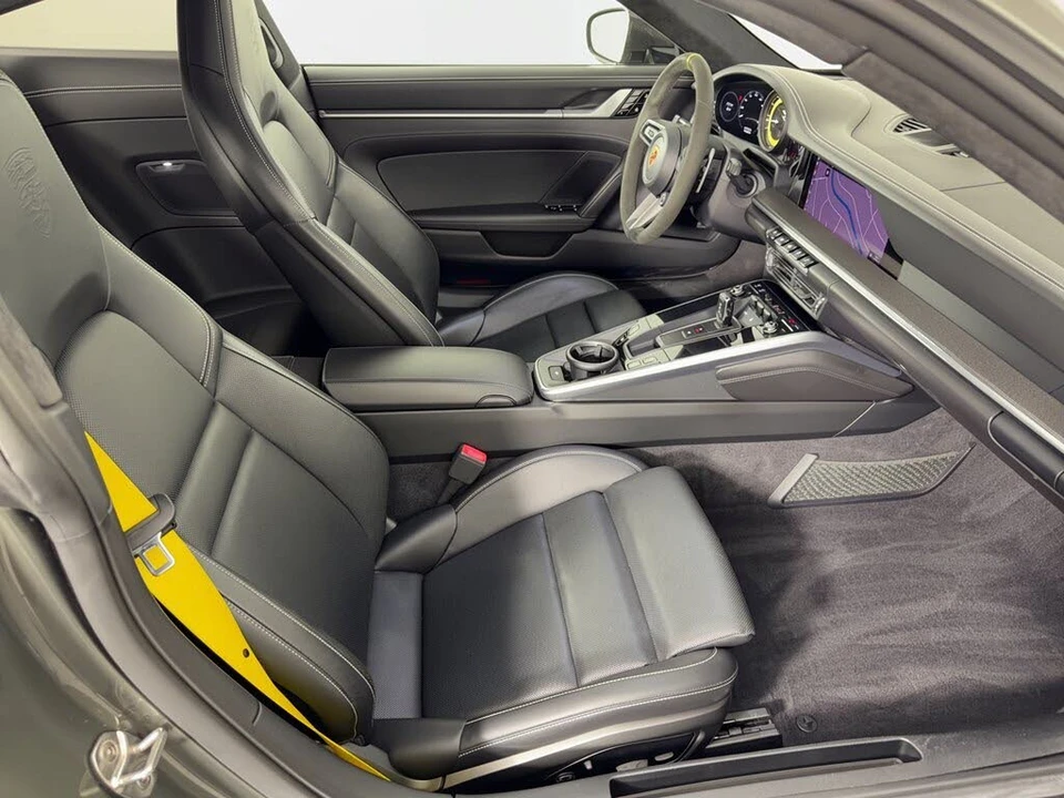 2020 Porsche 992 Carrera 4S - Image 30 of 31