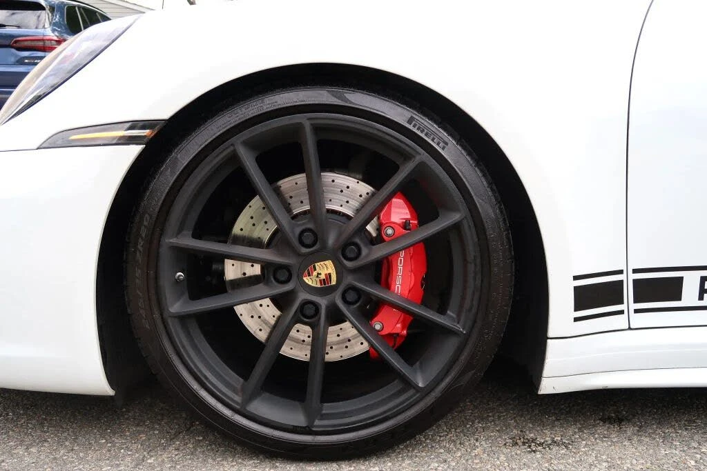 2020 Porsche 992 Carrera 4S - Image 10 of 30