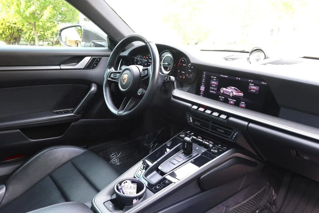 2020 Porsche 992 Carrera 4S - Image 16 of 30