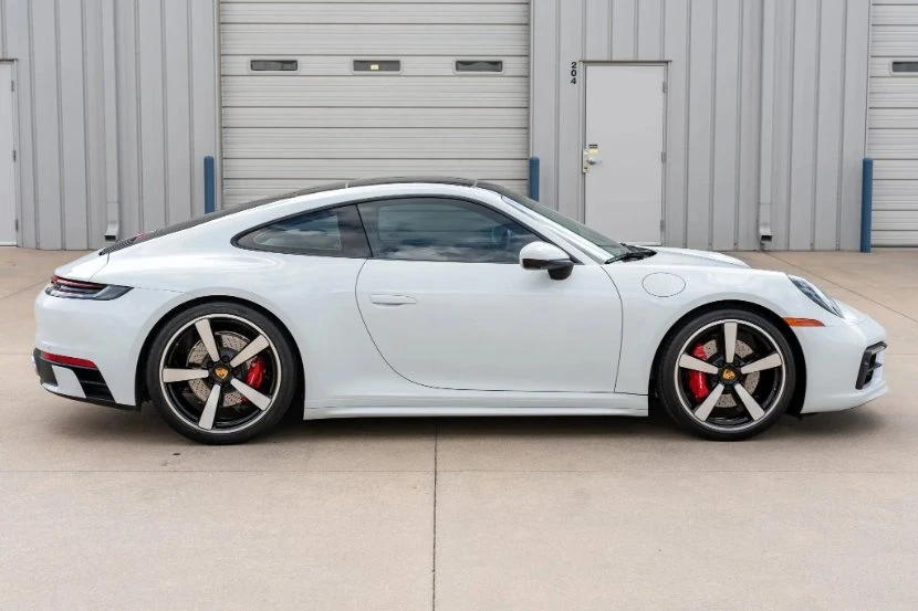 2020 Porsche 992 Carrera 4S - Image 5 of 9
