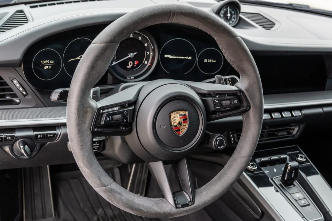 2020 Porsche 992 Carrera 4S - Image 5 of 8