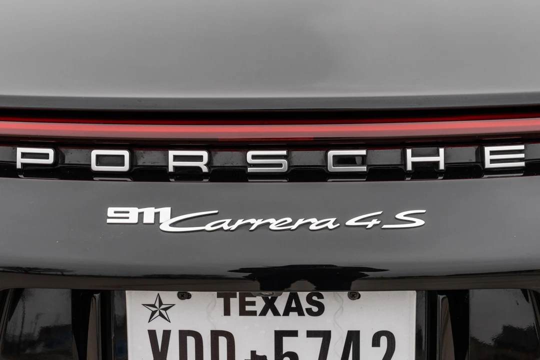 2020 Porsche 992 Carrera 4S - Image 25 of 31