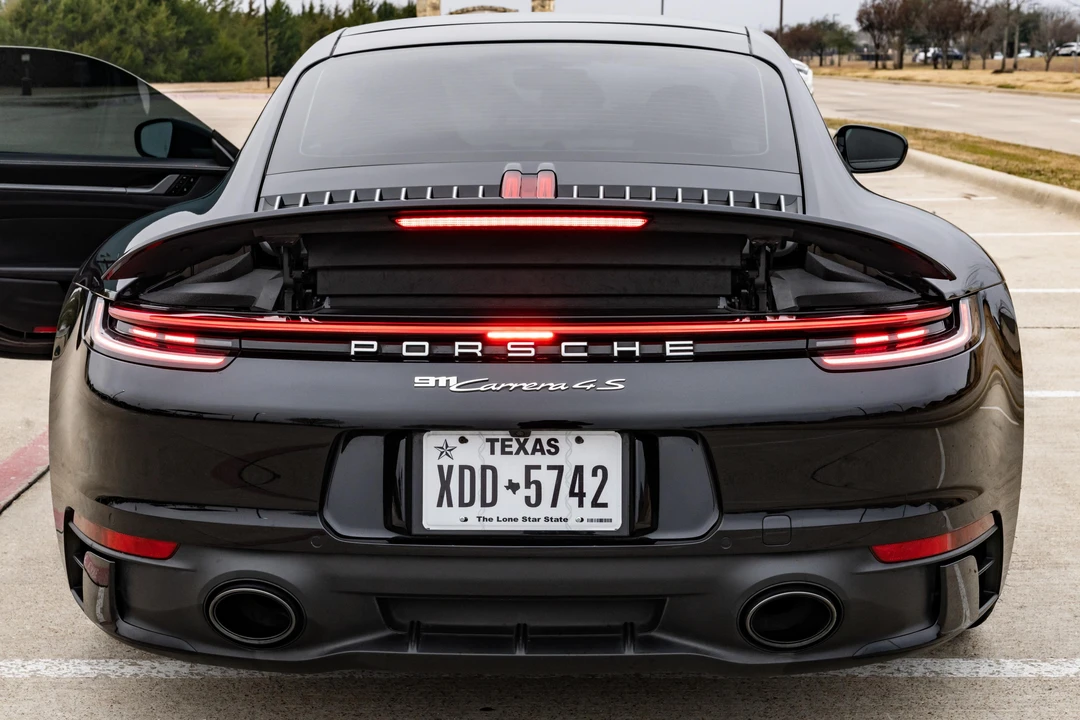 2020 Porsche 992 Carrera 4S - Image 10 of 31