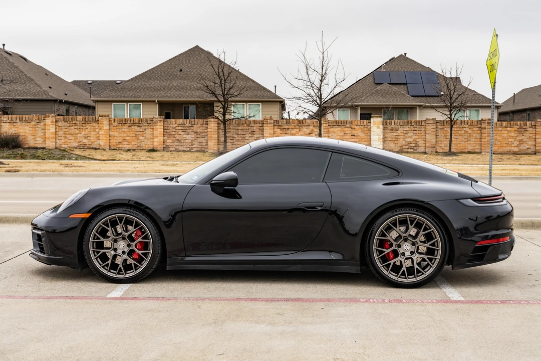 2020 Porsche 992 Carrera 4S - Image 7 of 31