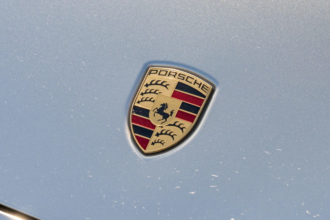 2020 Porsche 992 Carrera 4S - Image 26 of 31