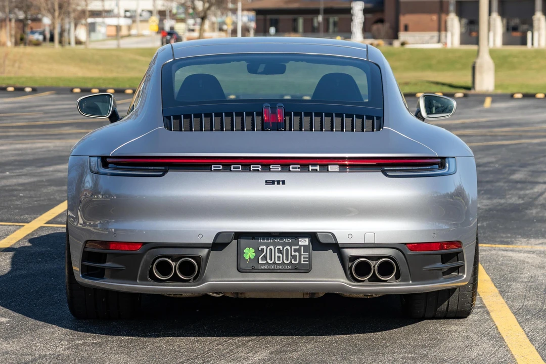2020 Porsche 992 Carrera 4S - Image 5 of 31