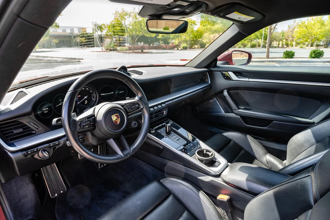 2020 Porsche 992 Carrera 4S - Image 24 of 31