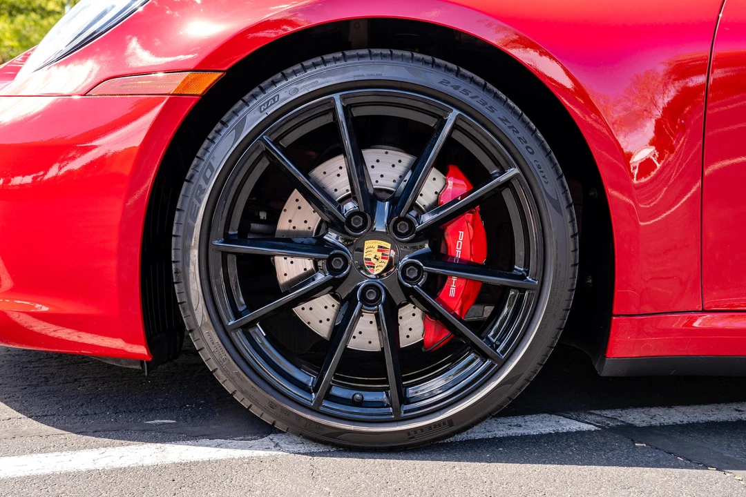 2020 Porsche 992 Carrera 4S - Image 20 of 31