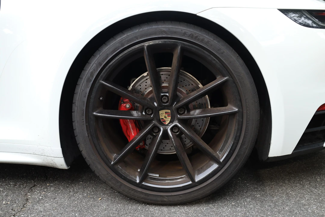 2020 Porsche 992 Carrera 4S - Image 22 of 31