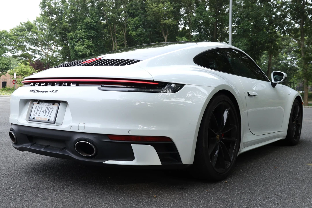 2020 Porsche 992 Carrera 4S - Image 4 of 31