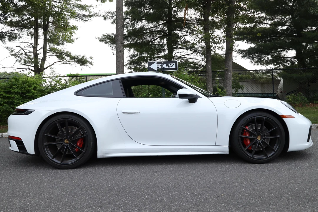 2020 Porsche 992 Carrera 4S - Image 3 of 31