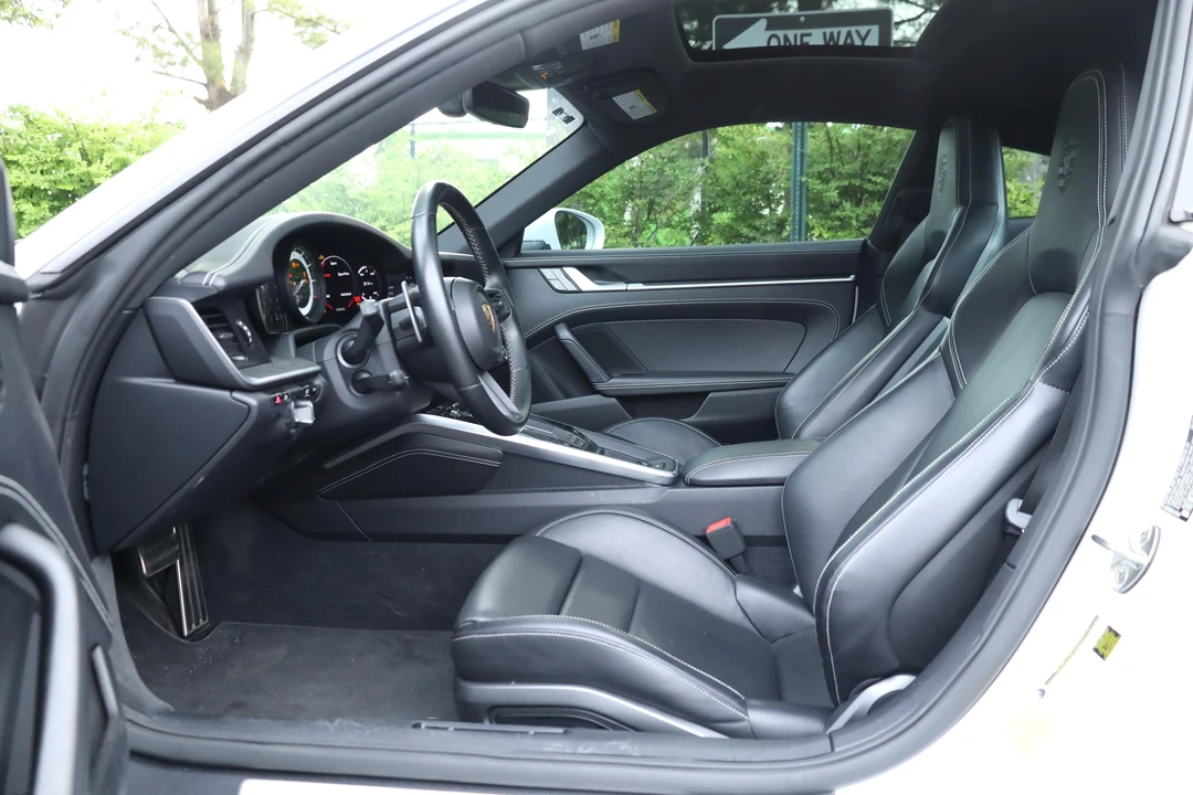 2020 Porsche 992 Carrera 4S - Image 29 of 31
