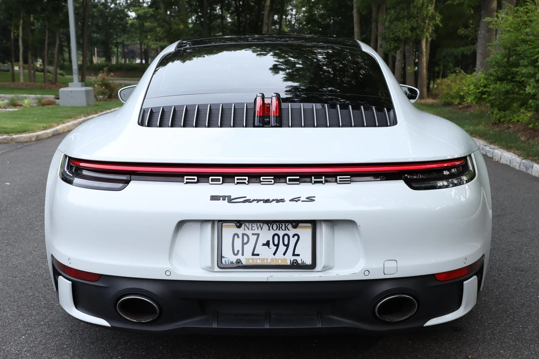 2020 Porsche 992 Carrera 4S - Image 5 of 31