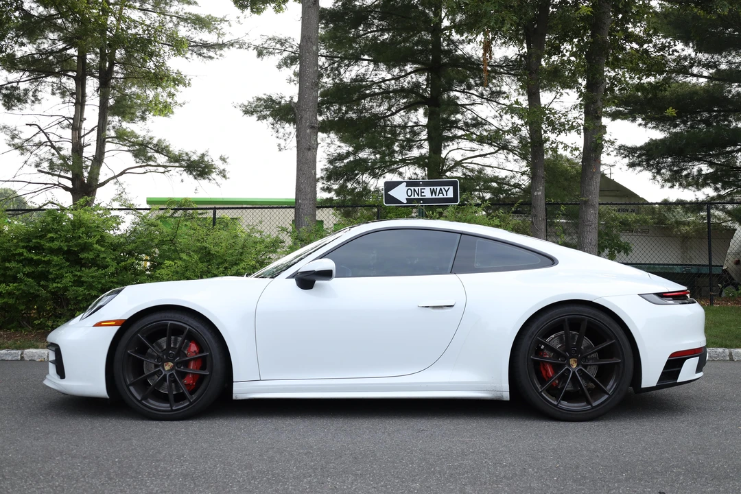 2020 Porsche 992 Carrera 4S - Image 7 of 31
