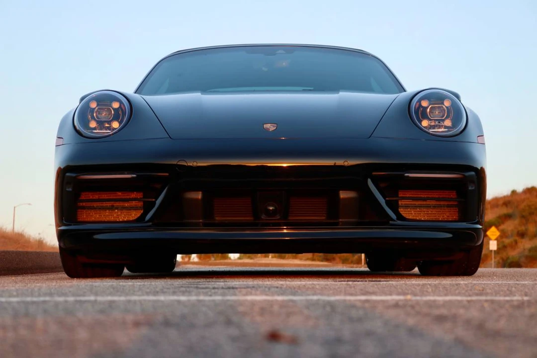 2020 Porsche 992 Carrera 4S - Image 10 of 21