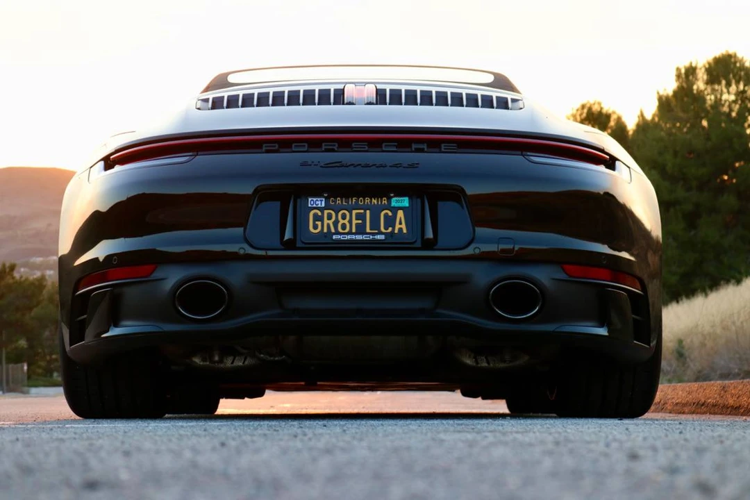 2020 Porsche 992 Carrera 4S - Image 11 of 21