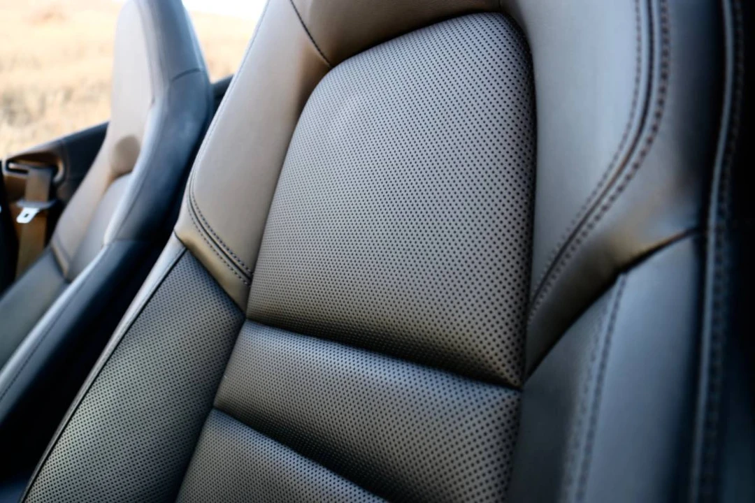 2020 Porsche 992 Carrera 4S - Image 17 of 21