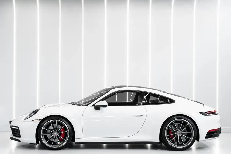 2020 Porsche 992 Carrera 4S - Image 9 of 20