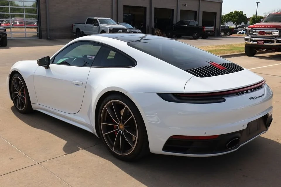 2020 Porsche 992 Carrera 4S - Image 7 of 14