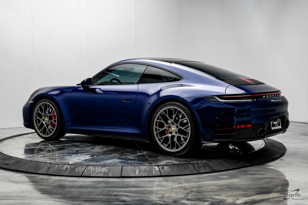 2020 Porsche 992 Carrera 4S - Image 8 of 12