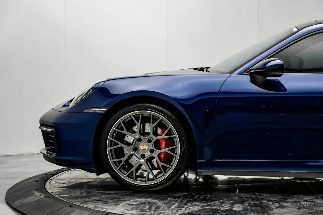 2020 Porsche 992 Carrera 4S - Image 6 of 12