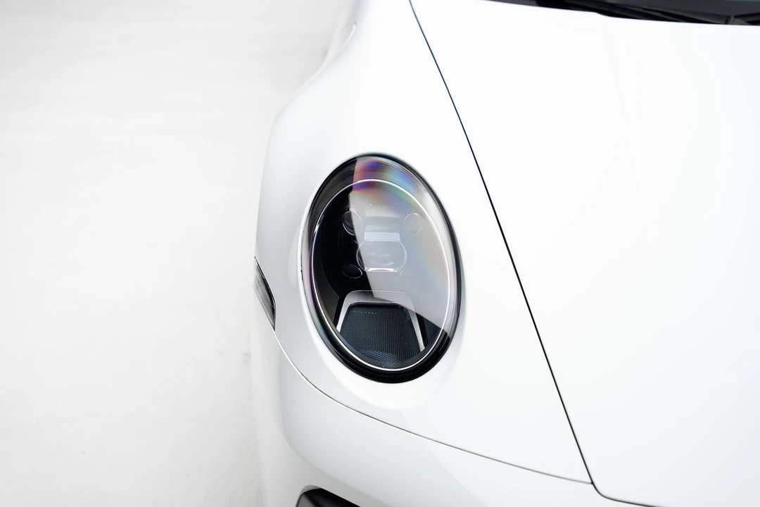 2020 Porsche 992 Carrera 4S - Image 12 of 21