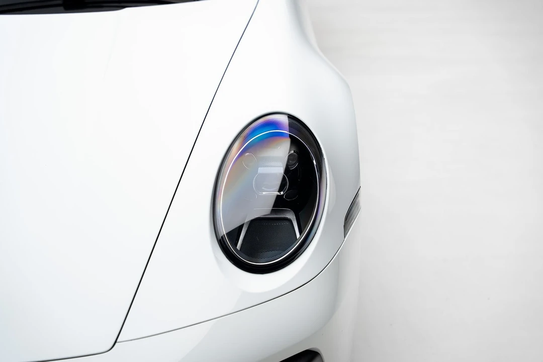 2020 Porsche 992 Carrera 4S - Image 11 of 21