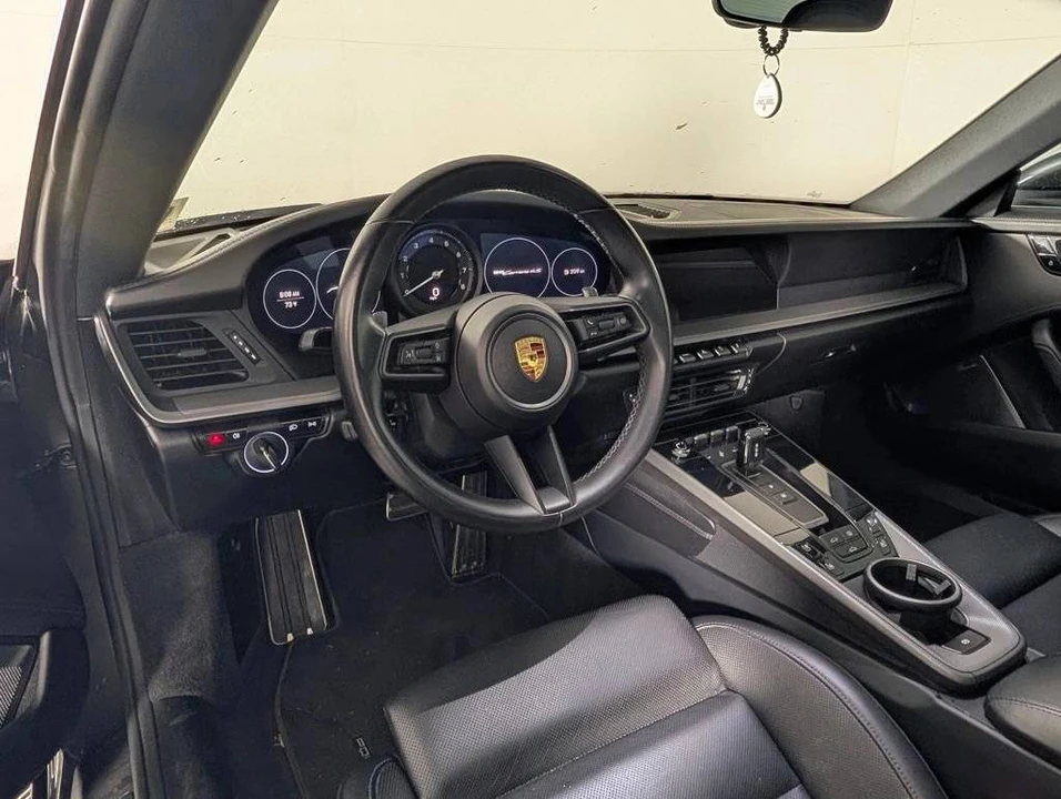2020 Porsche 992 Carrera 4S - Image 4 of 5